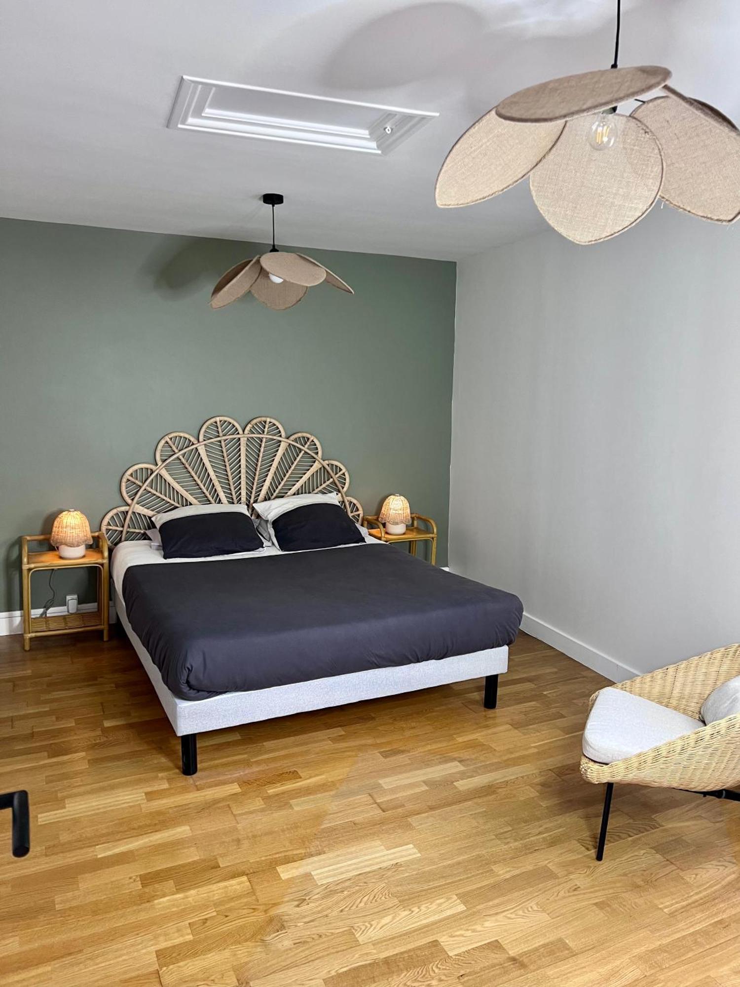 Grand Appartement Ultra Moderne Plein Centre, Plage A Pieds, Avec Parking Concarneau Esterno foto