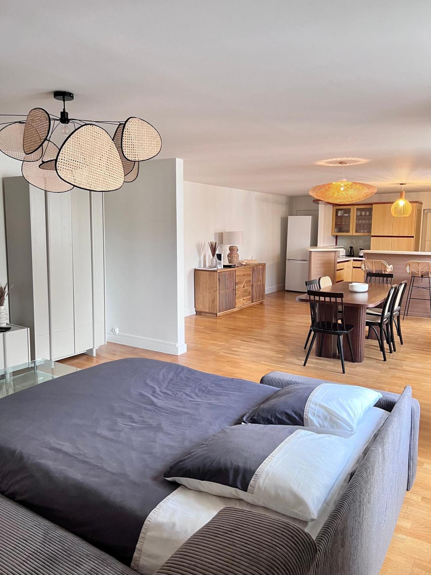 Grand Appartement Ultra Moderne Plein Centre, Plage A Pieds, Avec Parking Concarneau Esterno foto