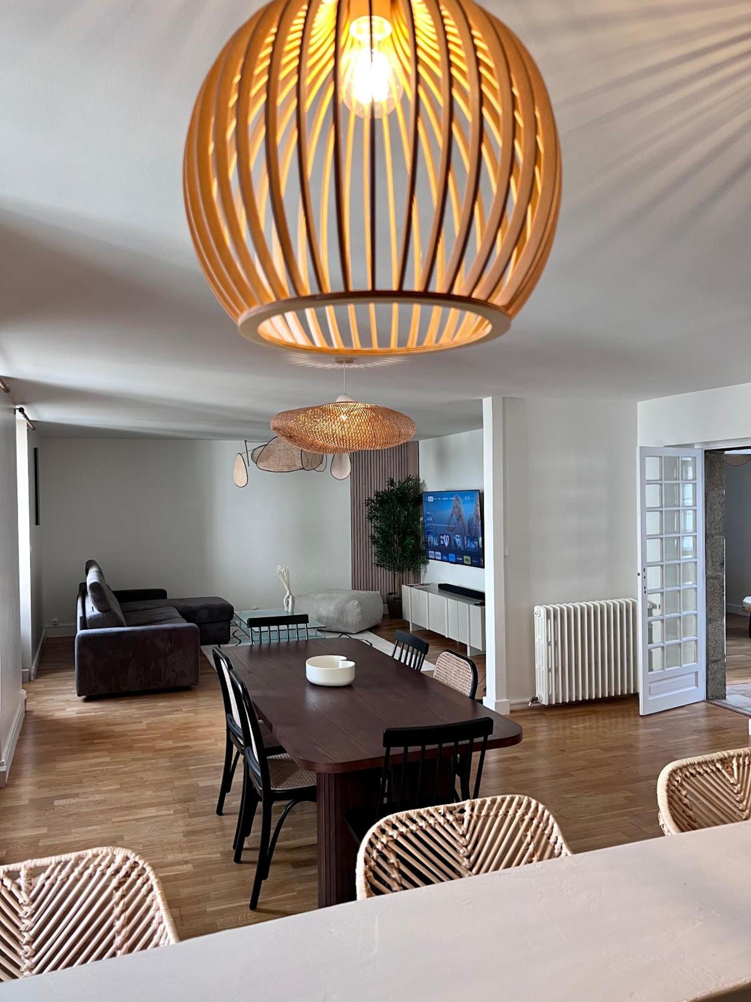 Grand Appartement Ultra Moderne Plein Centre, Plage A Pieds, Avec Parking Concarneau Esterno foto